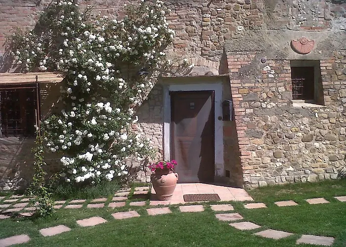 Πανσιόν La Rocca Chianti Hospitality 3*