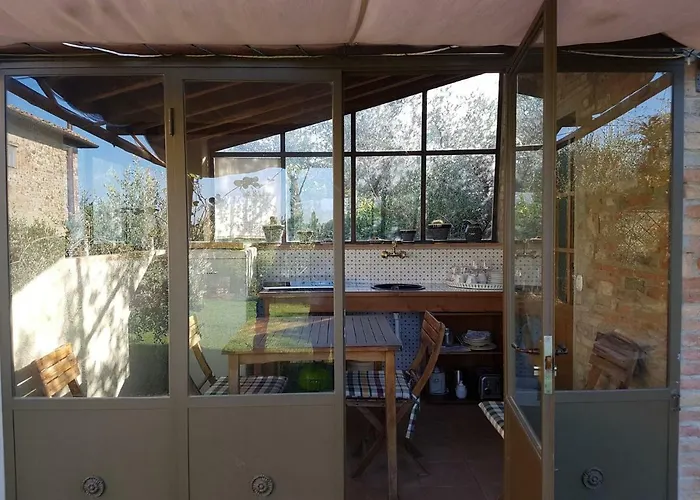 Πανσιόν La Rocca Chianti Hospitality 3*